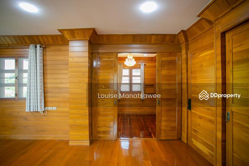 ขาย - Teak House at Suthisan, กรุงเทพ