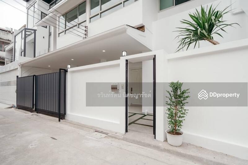ขาย - บ้านเดี่ยวรีโนเวทสุขุมวิท15, กรุงเทพ