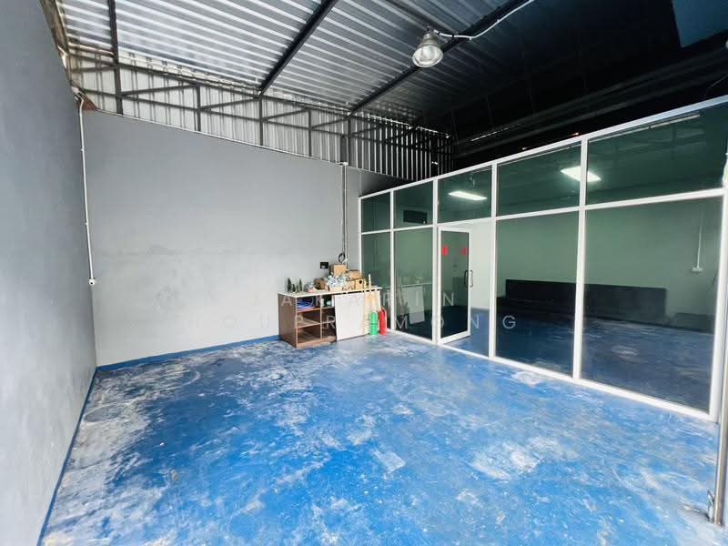 ให้เช่าโกดัง ดอนเมือง กรุงเทพ ซอยเทิดราชัน 230 sqm, Bangkok, Si Khan, Don Mueang, Bangkok, , 230 sqm, Warehouse/Factory For Rent, by Jakarin Houpramong, 11414645 - DDproperty.com