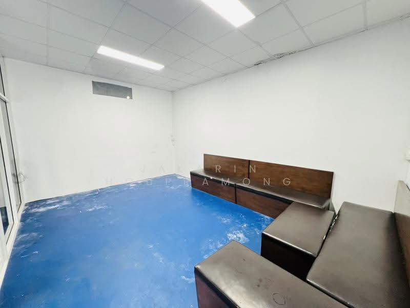 ให้เช่าโกดัง ดอนเมือง กรุงเทพ ซอยเทิดราชัน 230 sqm, Bangkok, Si Khan, Don Mueang, Bangkok, , 230 sqm, Warehouse/Factory For Rent, by Jakarin Houpramong, 11414645 - DDproperty.com