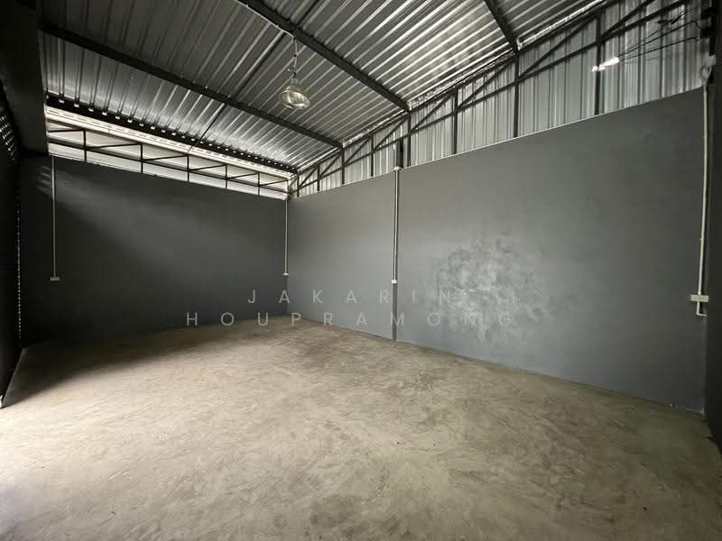 ให้เช่าโกดัง ดอนเมือง กรุงเทพ ซอยเทิดราชัน 230 sqm, กรุงเทพ, สีกัน, ดอนเมือง, กรุงเทพ, 230 ตร.ม., โกดัง-โรงงาน ให้เช่า, โดย Jakarin Houpramong, 11414645 - DDproperty.com