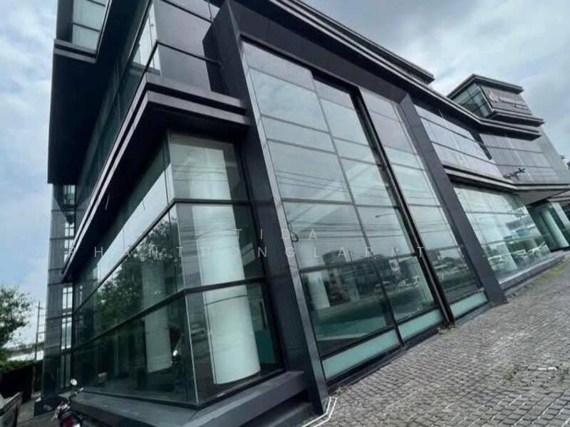 For Rent - Warehouse @ Pattanakarn, Bangkok