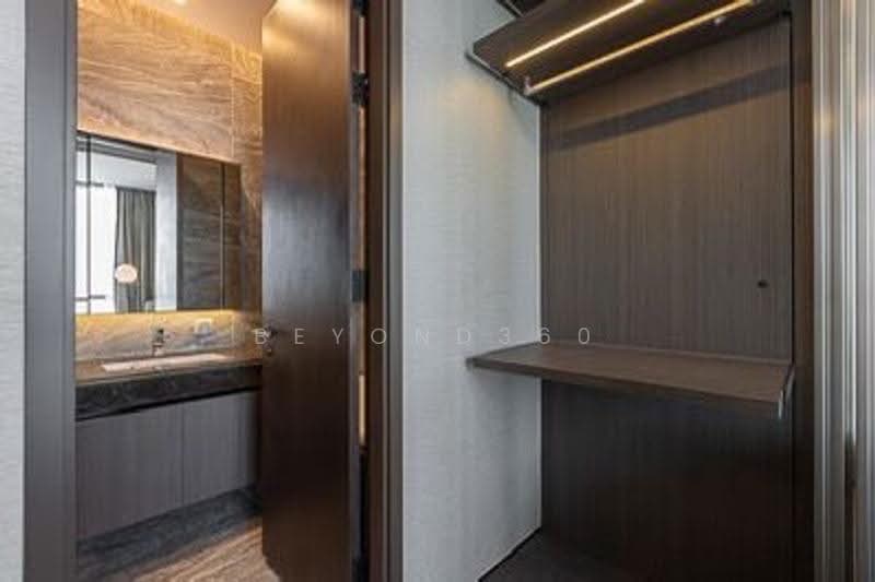 The Esse Sukhumvit 36, Bangkok, Soi Sukhumvit 36, Sukhumvit Road, Phra Kanong, Khlong Toei, Bangkok, 1 Bedroom, 43 sqm, Condo For Sale, by Beyond360, 11415620 - DDproperty.com