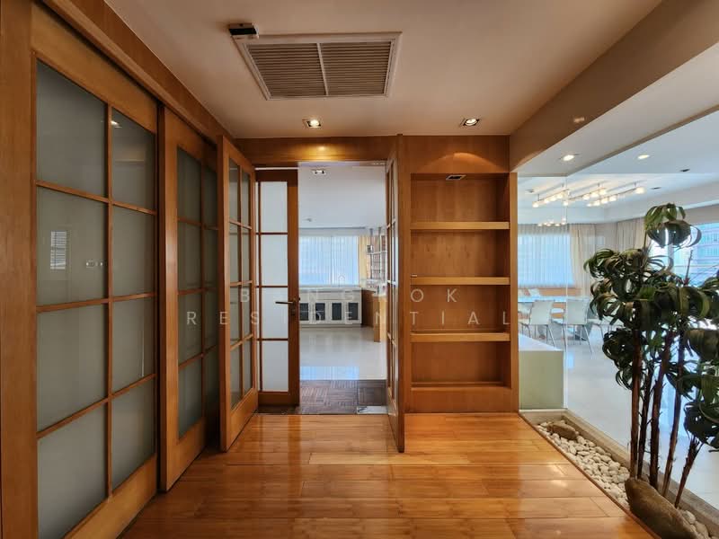 Le Raffine Sukhumvit 24, Bangkok, Soi Sukhumvit 24, Khong Tan, Khlong Toei, Bangkok, 3 Bedrooms, 380 sqm, Condo For Rent, by Bangkok Residential, 11415911 - DDproperty.com