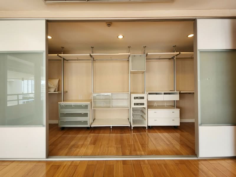 Le Raffine Sukhumvit 24, Bangkok, Soi Sukhumvit 24, Khong Tan, Khlong Toei, Bangkok, 3 Bedrooms, 380 sqm, Condo For Rent, by Bangkok Residential, 11415911 - DDproperty.com