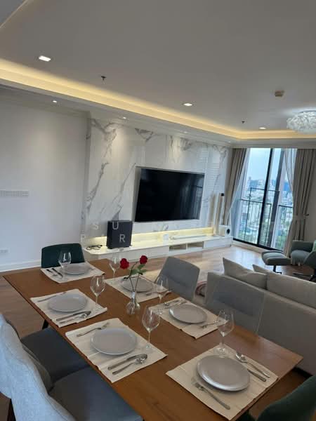 Noble BE33, Bangkok, 19 Soi Sukhumvit 33, Khlong Tan Nua, Watthana, Bangkok, 3 Bedrooms, 136 sqm, Condo For Sale, by Sutapat Pariwong, 11416168 - DDproperty.com