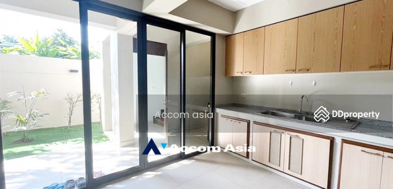 4 Bedrooms House for Rent in Sukhumvit, Bangkok near BTS Ekkamai at Luxury House with private pool, กรุงเทพ, คลองตันเหนือ, วัฒนา, กรุงเทพ, 400 ตร.ม., บ้านเดี่ยว ให้เช่า, โดย Accom Asia, 11416281 - DDproperty.com