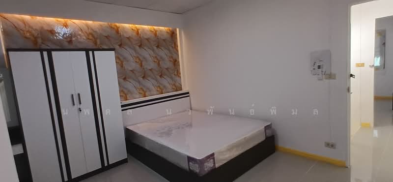 ขายทาวเฮาส์ใกล้สถานีคลองบางไผ่บางใหญ่ตกแต่งใหม่, นนทบุรี, 12 กาญจนาภิเษก, เสาธงหิน, บางใหญ่, นนทบุรี, 132 ตร.ม., ทาวน์เฮ้าส์ ขาย, โดย นพดล นวพันธ์พิมล, 11416643 - DDproperty.com
