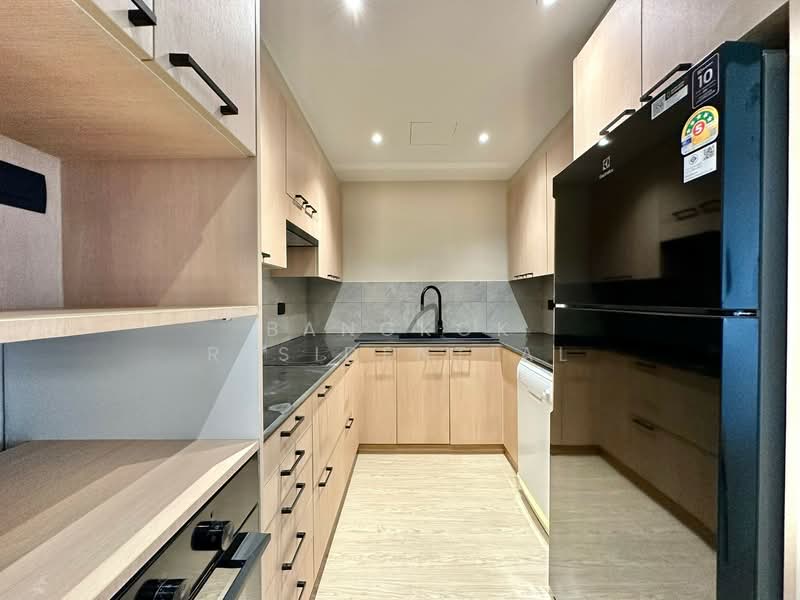 Tipamas Suites, Bangkok, South Sathorn Road, Thung Maha Mek, Sathon, Bangkok, 3 Bedrooms, 182 sqm, Apartment For Rent, by Bangkok Residential, 11416806 - DDproperty.com