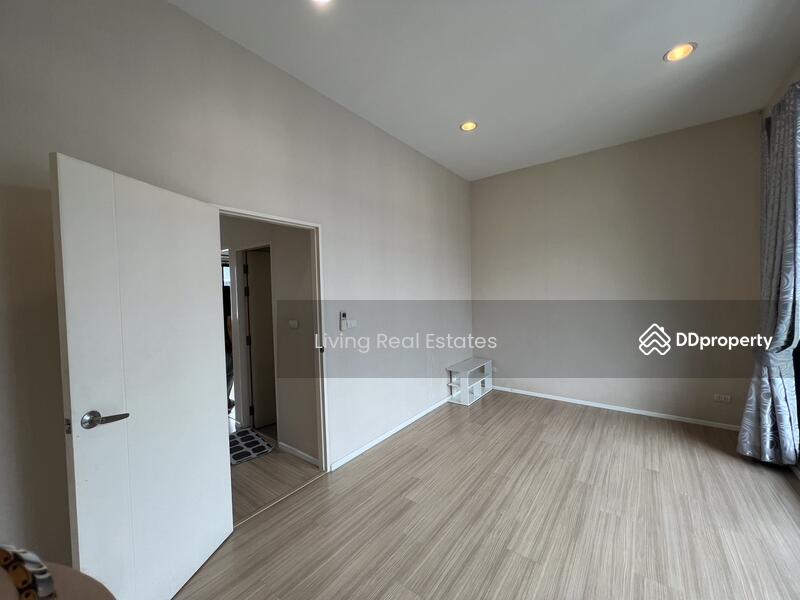 Baan Klang Muang Rattanathibet, Nonthaburi, Soi Liang Mueang Nonthaburi 10, Bang Kra So, Muang Nonthaburi, Nonthaburi, 3 Bedrooms, 140 sqm, Townhouse For Rent, by Living Real Estates, 11418595 - DDproperty.com