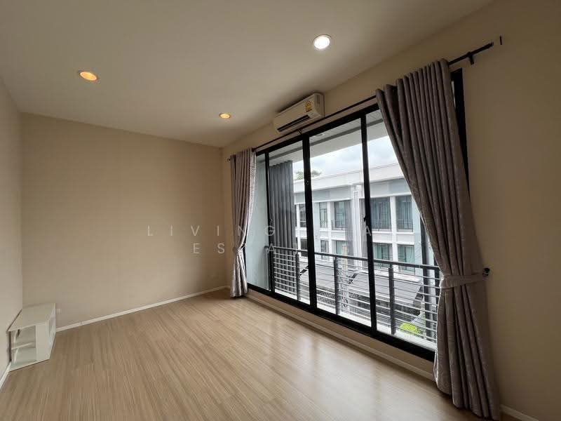 Baan Klang Muang Rattanathibet : บ้านกลางเมือง รัตนาธิเบศร์, นนทบุรี, ซอยเลี่ยงเมืองนนทบุรี 10, บางกระสอ, เมืองนนทบุรี, นนทบุรี, 140 ตร.ม., ทาวน์เฮ้าส์ ให้เช่า, โดย Living Real Estates, 11418595 - DDproperty.com