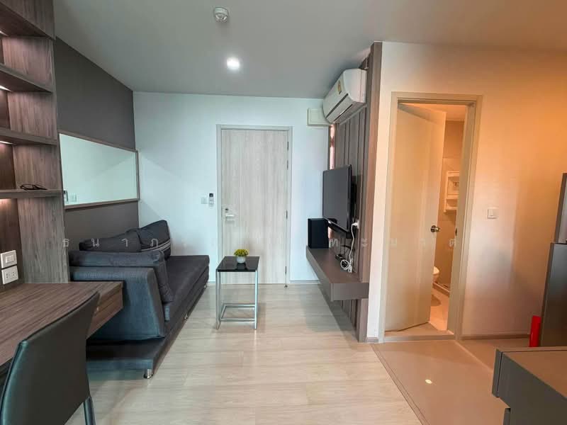 Life Asoke, Bangkok, Asoke-Dindang Road, Bang Kapi, Huai Khwang, Bangkok, 1 Bedroom, 35 sqm, Condo For Rent, by ธนาภรณ์ วันทะมาตย์, 11423163 - DDproperty.com