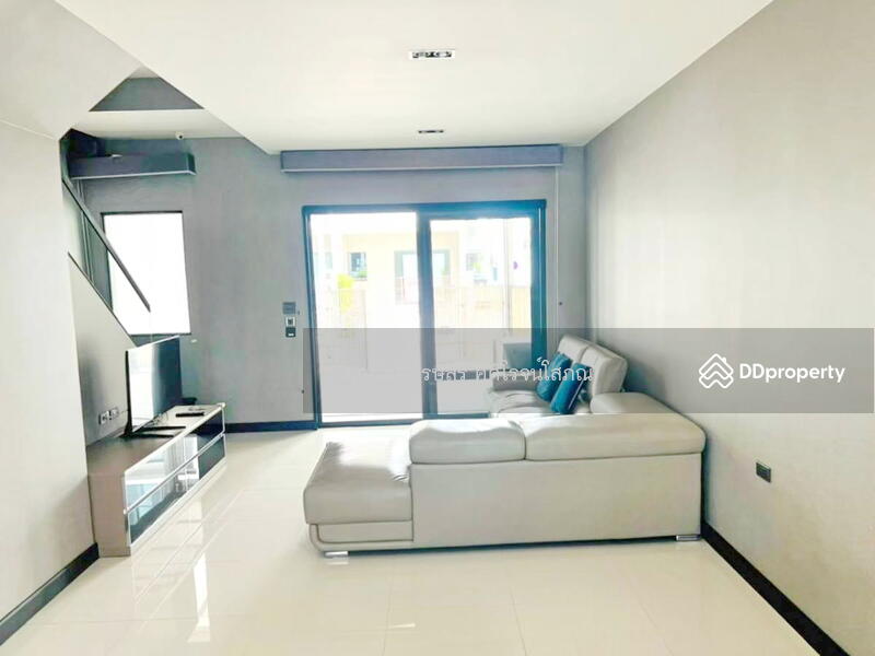 Landmark Ekamai-Ramindra, Bangkok, Sukhonthasawat Road, Lat Phrao, Bangkok, 3 Bedrooms, 190 sqm, Townhouse For Rent, by คุณวรพรรษสร ศศิโรจน์โสภณ, 11423269 - DDproperty.com