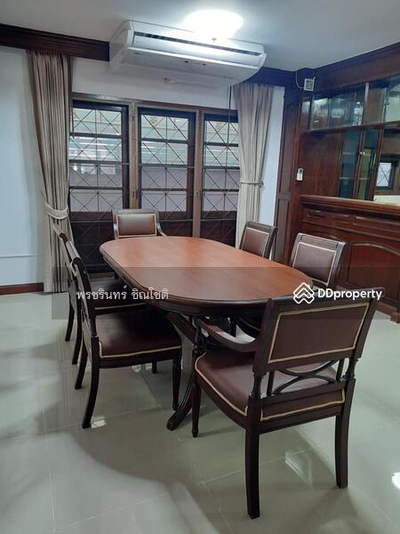 Single House Ratchadapisek, Bangkok, Samsen Nok, Huai Khwang, Bangkok, 5 Bedrooms, 200 sqm, Single Detached House For Rent, by ปรินทร์ญาดา ชิณโชติ, 11424770 - DDproperty.com
