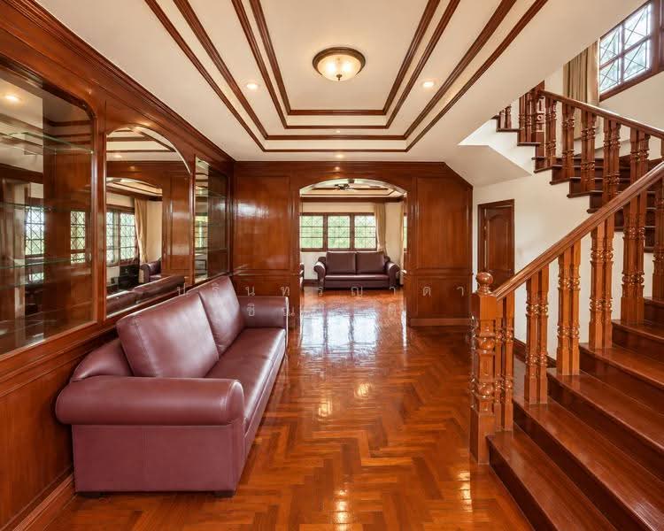 Single House Ratchadapisek, Bangkok, Samsen Nok, Huai Khwang, Bangkok, 5 Bedrooms, 200 sqm, Single Detached House For Rent, by ปรินทร์ญาดา ชิณโชติ, 11424770 - DDproperty.com