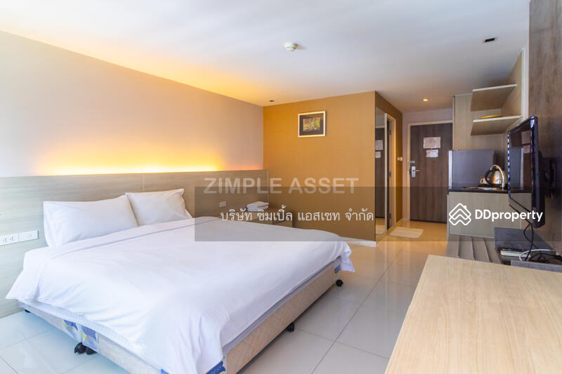 Studio Room 25 sqm Queen Bed