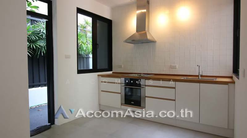 2 Bedrooms House for Rent in Sukhumvit, Bangkok near BTS Phrom Phong (9015301), Bangkok, Khong Tan, Khlong Toei, Bangkok, 3 Bedrooms, 250 sqm, Single Detached House For Rent, by Accom Asia, 11425848 - DDproperty.com