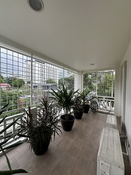 Villa For Rent Sukhumvit 31 Private And Quiet, Bangkok, Sukhumvit 31, Khlong Tan Nua, Watthana, Bangkok, 4 Bedrooms, 500 sqm, Single Detached House For Rent, by Suchanya Piboonwiput, 11426133 - DDproperty.com