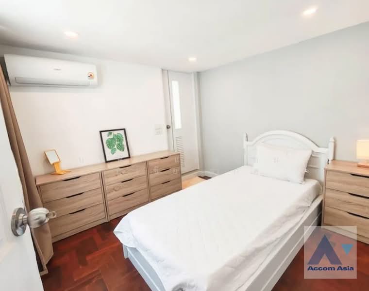 6 Bedrooms House for Rent in Sathorn, Bangkok near BTS Chong Nonsi (AA27315), กรุงเทพ, บางโพงพาง, ยานนาวา, กรุงเทพ, 300 ตร.ม., บ้านเดี่ยว ให้เช่า, โดย บริษัท แอคคอม เอเซีย จำกัด, 11428015 - DDproperty.com