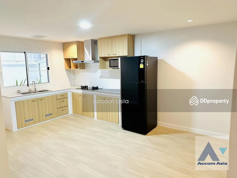 3 Bedrooms Townhouse for Rent in Sukhumvit, Bangkok near BTS Ekkamai (AA35764), กรุงเทพ, พระโขนงเหนือ, วัฒนา, กรุงเทพ, 160 ตร.ม., ทาวน์เฮ้าส์ ให้เช่า, โดย Accom Asia, 11429981 - DDproperty.com
