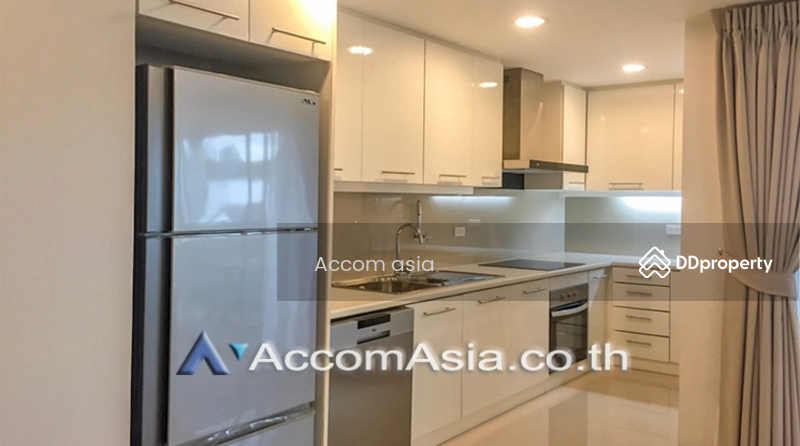 ให้เช่า - 2 Bedrooms Apartment for Rent in Sukhumvit, Bangkok near BTS Ekkamai at The Executive Residence, กรุงเทพ