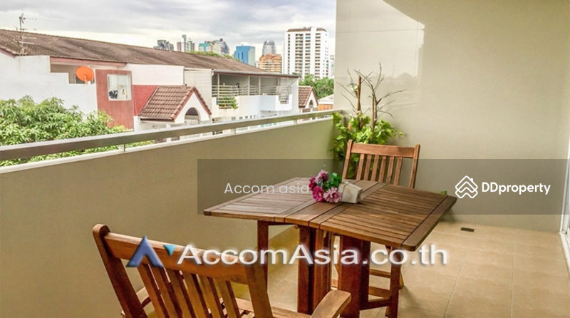 ให้เช่า - 2 Bedrooms Apartment for Rent in Sukhumvit, Bangkok near BTS Ekkamai at The Executive Residence, กรุงเทพ