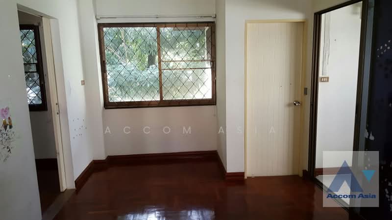 ให้เช่า - House for Rent in Sukhumvit, Bangkok near BTS Phra khanong (AA40592), กรุงเทพ