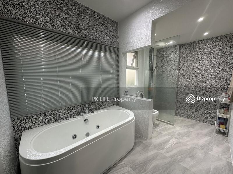 2R0749 This house for rent 2bedroom 3bathroom 55,000/month at cherngtalay have fully furnished, Phuket, Choeng Thale, Thalang, Phuket, 2 Bedrooms, 250 sqm, Single Detached House For Rent, by PK LIFE Property, 11430925 - DDproperty.com