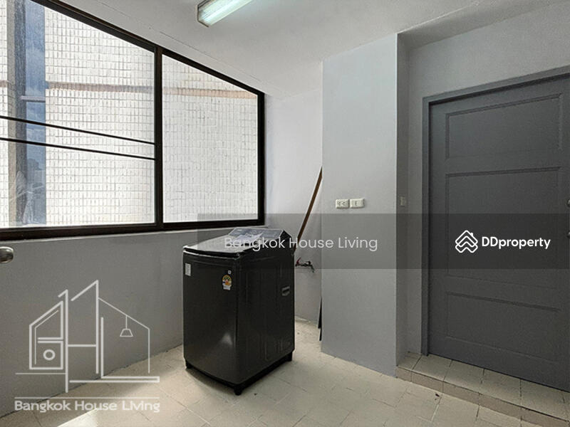 Ruamsuk Condominium : ร่วมสุข คอนโดมิเนียม, กรุงเทพ, 12 ซอยอรรถวี, คลองตัน, คลองเตย, กรุงเทพ, 330 ตร.ม., คอนโด ให้เช่า, โดย Bangkok House Living, 11431139 - DDproperty.com