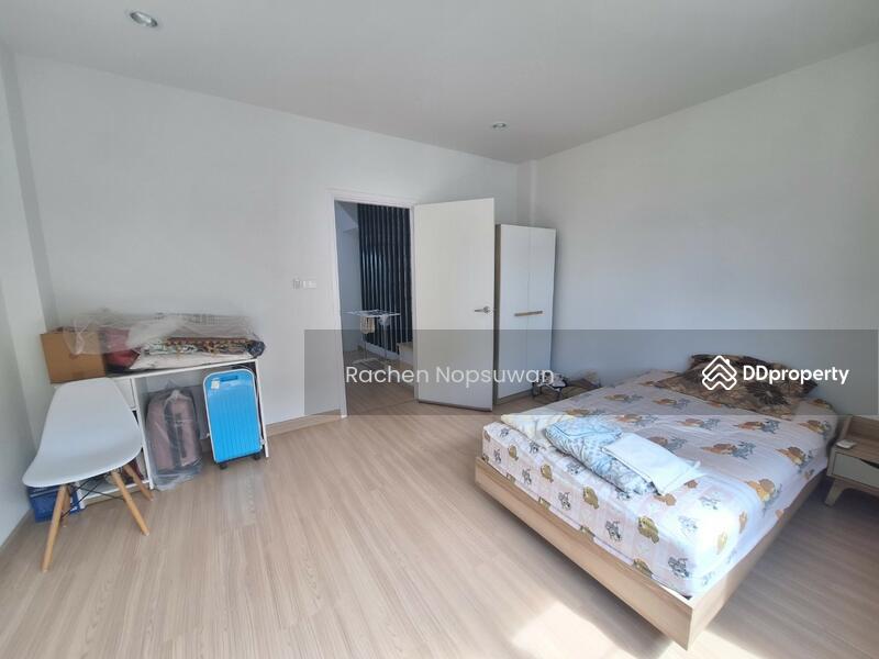 For Sale - Commercial building, Pathum Thani