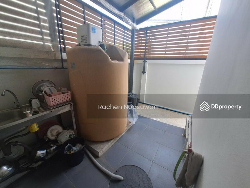 For Sale - Commercial building, Pathum Thani