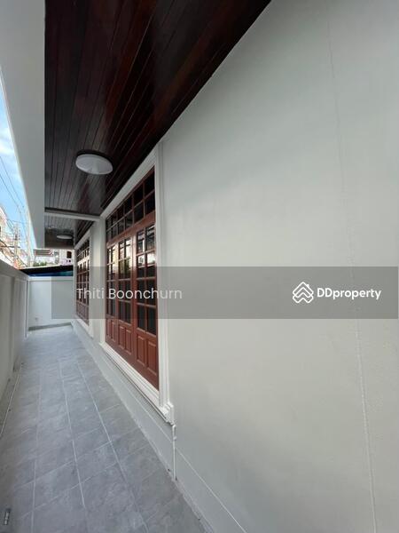 บ้านเดี่ยว 400sqm ใกล้สถานีกรุงธนบุรี คลองสาน, กรุงเทพ, บางลำภูล่าง, คลองสาน, กรุงเทพ, 400 ตร.ม., บ้านเดี่ยว ให้เช่า, โดย Thiti Boonchurn, 11431922 - DDproperty.com