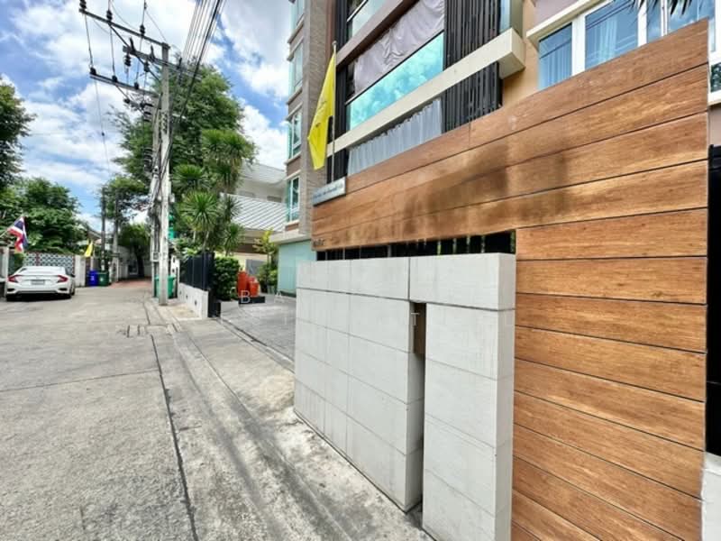 For Rent - Shine@33 (formerly Triple Oaks), Bangkok