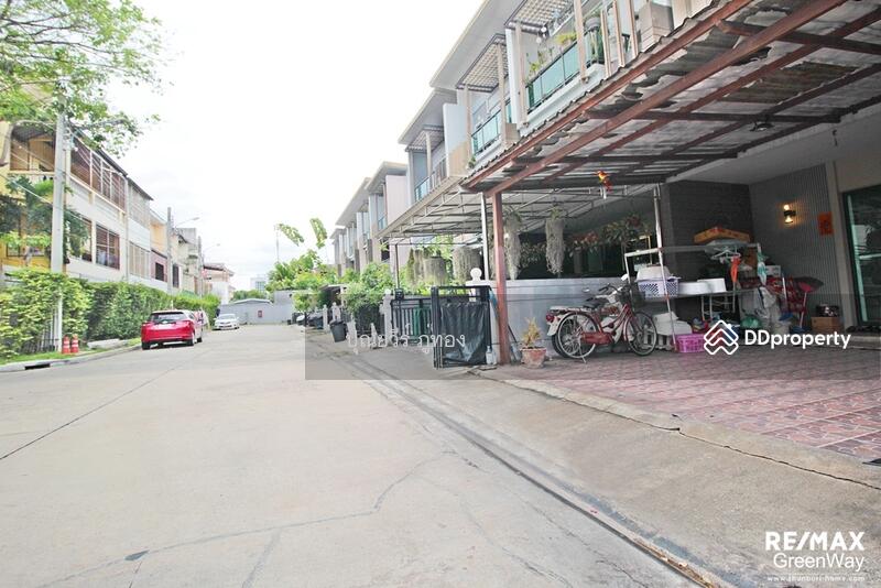 ทาวน์อเวนิว พระราม 2 ซอย 30 ถนนเมน หน้าบ้านกว้าง 20 ตรว. ถูกสุด 3.69 ล้าน