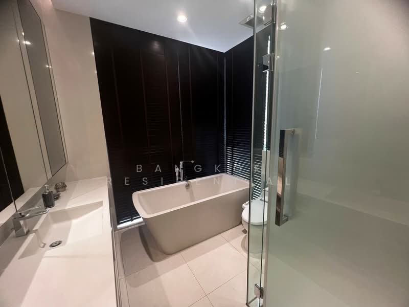 Vittorio 39, Bangkok, 8 Sukhumvit, Khlong Tan Nua, Watthana, Bangkok, 2 Bedrooms, 102 sqm, Condo For Rent, by Bangkok Residential, 11436423 - DDproperty.com