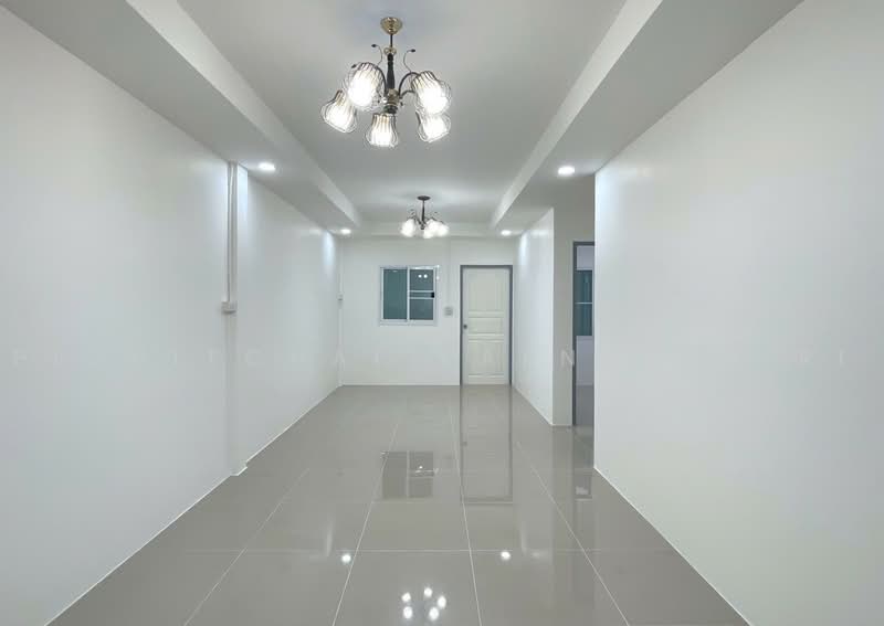 146/94 หมู่บ้าน รสสุคนธ์ ปทุมธานี อำเภอคลองหลวง ปทุมธานี, ปทุมธานี, คลองสอง, คลองหลวง, ปทุมธานี, 96 ตร.ม., ทาวน์เฮ้าส์ ขาย, โดย Pichitchai Kaensaksiri, 11436470 - DDproperty.com