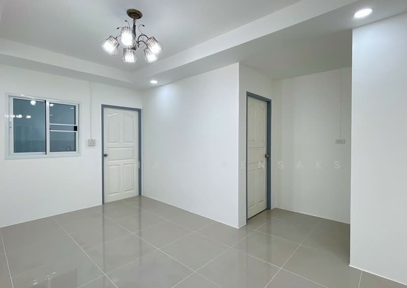 146/94 หมู่บ้าน รสสุคนธ์ ปทุมธานี อำเภอคลองหลวง ปทุมธานี, ปทุมธานี, คลองสอง, คลองหลวง, ปทุมธานี, 96 ตร.ม., ทาวน์เฮ้าส์ ขาย, โดย Pichitchai Kaensaksiri, 11436470 - DDproperty.com