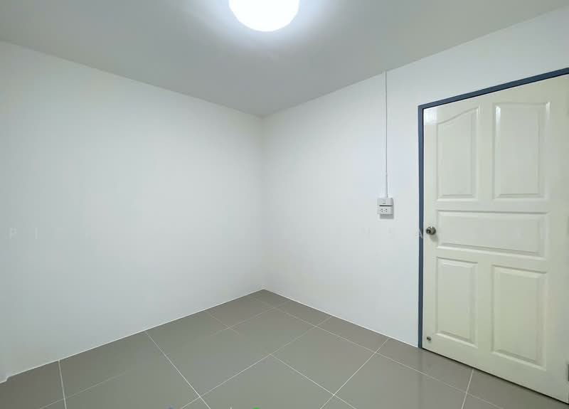 146/94 หมู่บ้าน รสสุคนธ์ ปทุมธานี อำเภอคลองหลวง ปทุมธานี, ปทุมธานี, คลองสอง, คลองหลวง, ปทุมธานี, 96 ตร.ม., ทาวน์เฮ้าส์ ขาย, โดย Pichitchai Kaensaksiri, 11436470 - DDproperty.com