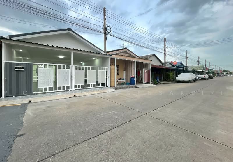 146/94 หมู่บ้าน รสสุคนธ์ ปทุมธานี อำเภอคลองหลวง ปทุมธานี, ปทุมธานี, คลองสอง, คลองหลวง, ปทุมธานี, 96 ตร.ม., ทาวน์เฮ้าส์ ขาย, โดย Pichitchai Kaensaksiri, 11436470 - DDproperty.com