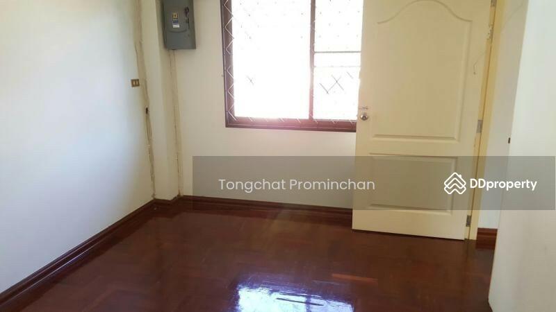 ให้เช่า - shophouse for rent ekkamai : บ้านให้เช่า เอกมัย, กรุงเทพ