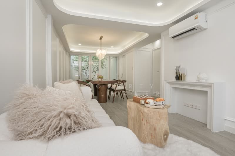 ทาวน์เฮ้า คลองตันนิเวศน์, Bangkok, Khlong Tan Nua, Watthana, Bangkok, 4 Bedrooms, 250 sqm, Townhouse For Sale, by Property dealmaker, 11437891 - DDproperty.com