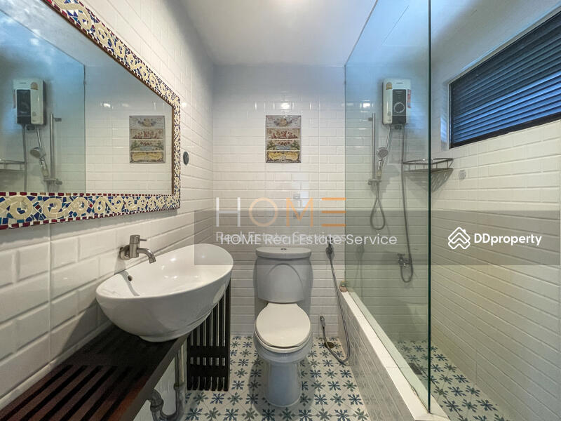 ทาวน์โฮม สุขุมวิท 49/13 : Townhome Sukhumvit 49/13, Bangkok, Khlong Tan Nua, Watthana, Bangkok, 3 Bedrooms, 250 sqm, Townhouse For Sale, by HOME Real Estate Service, 11437939 - DDproperty.com