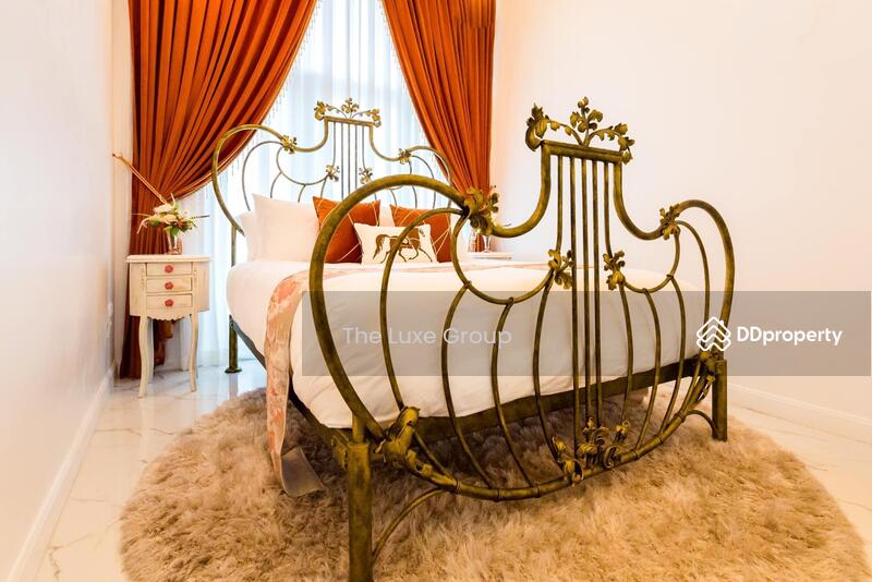 ให้เช่า - 4-storey luxury townhouse, Pradit Manutham, กรุงเทพ
