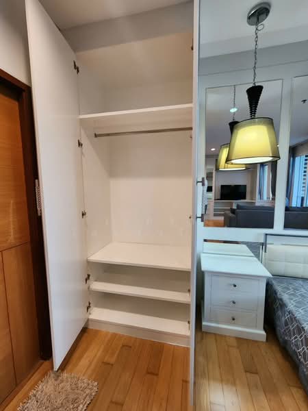 Villa Sathorn, Bangkok, 5 KrungThonBuri Road, Khlong Ton Sai, Khlong San, Bangkok, 1 Bedroom, 42 sqm, Condo For Rent, by Kedsara Losuwarat, 11441321 - DDproperty.com