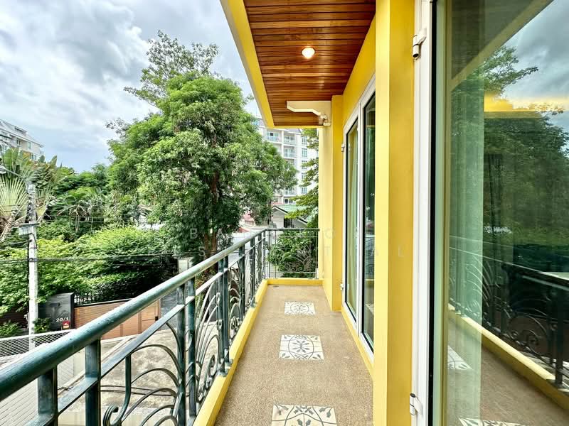 Supreme Garden condominium, Bangkok, ซอยเย็นอากาศ 1 ถนนเย็นอากาศ แขวงทุ่งมหาเมฆ เขตสาทร กทม., Sathon, Bangkok, 3 Bedrooms, 276 sqm, Condo For Rent, by Bangkok Residential, 11441797 - DDproperty.com