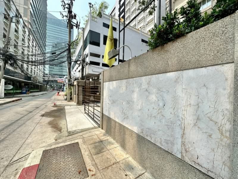 Krystal Court, Bangkok, 23 Soi Sukhumvit 7, Khlongtoei Nua, Watthana, Bangkok, 4 Bedrooms, 387 sqm, Condo For Rent, by Bangkok Residential, 11442679 - DDproperty.com