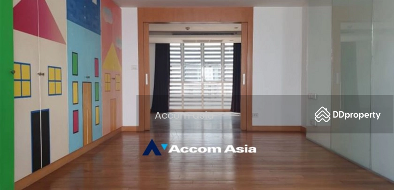 For Rent - 6 Bedrooms Townhouse for Sale and Rent in Sukhumvit, Bangkok near BTS Ekkamai at The Parklane 12, Bangkok