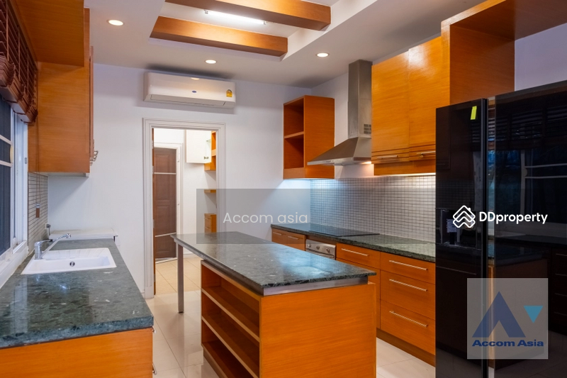 4 Bedrooms House for Rent in Sukhumvit, Bangkok near BTS Thong Lo at Privacy and Peaceful (AA40910), กรุงเทพ, คลองตัน, คลองเตย, กรุงเทพ, 400 ตร.ม., บ้านเดี่ยว ให้เช่า, โดย Accom Asia, 11443929 - DDproperty.com