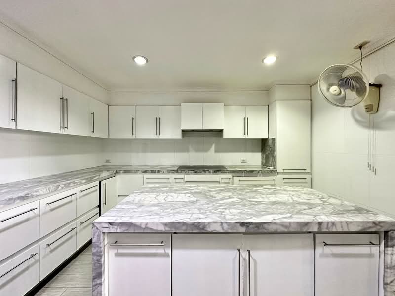 Kallista Mansion, Bangkok, 64 Soi Sukhumvit 11, Khlongtoei Nua, Watthana, Bangkok, 4 Bedrooms, 315 sqm, Condo For Rent, by Bangkok Residential, 11445237 - DDproperty.com