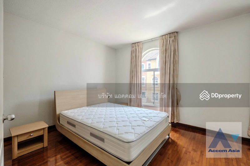 For Rent - 4 Bedrooms Townhouse for Rent in Sathorn, Bangkok near MRT Khlong Toei - MRT Lumphini at Yenagard, Bangkok